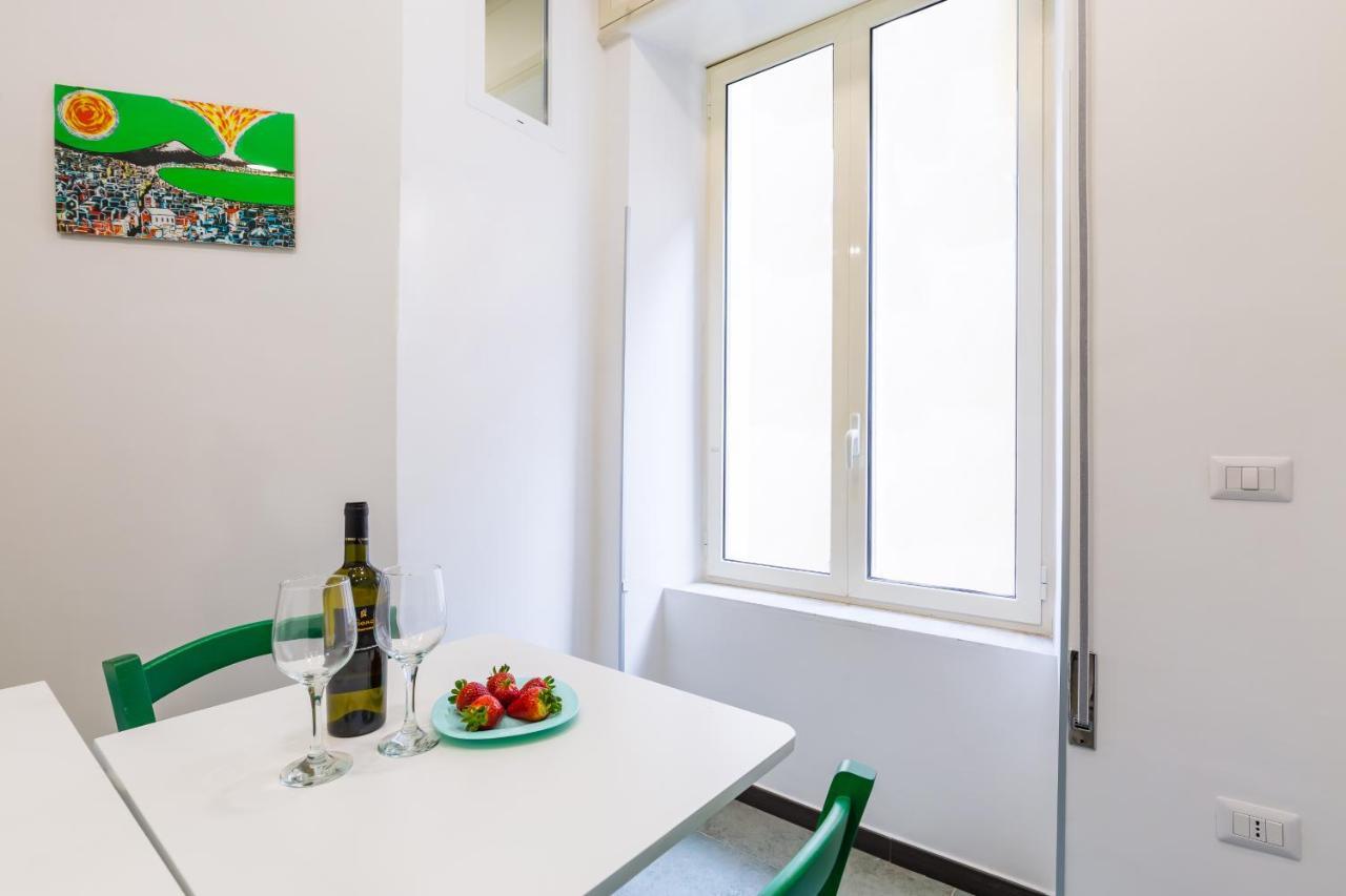 Gelso Complex Studios And Flat By Napoliapartments Ngoại thất bức ảnh