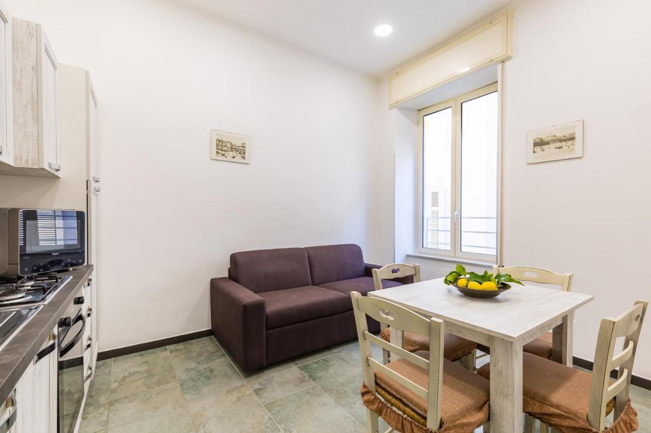 Gelso Complex Studios And Flat By Napoliapartments Ngoại thất bức ảnh