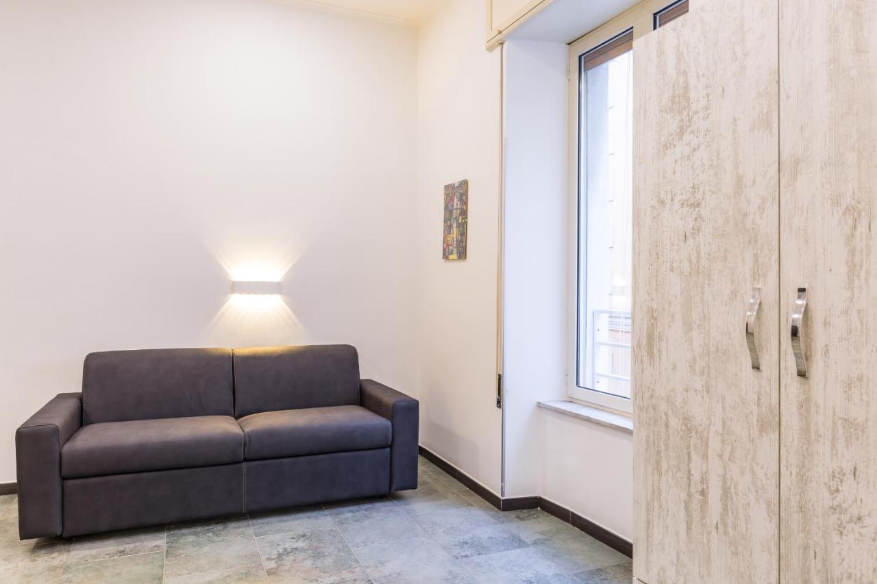 Gelso Complex Studios And Flat By Napoliapartments Ngoại thất bức ảnh
